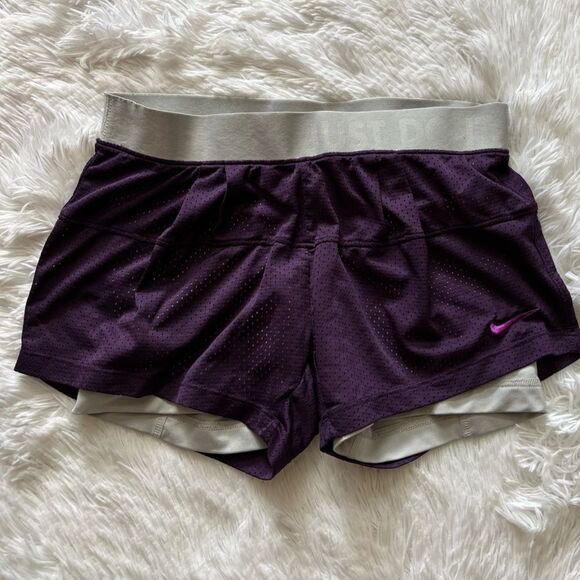 Nike Shorts Dri Fit Netted Stretchy Spandex Underneath Womens Size Small - Picture 1 of 6